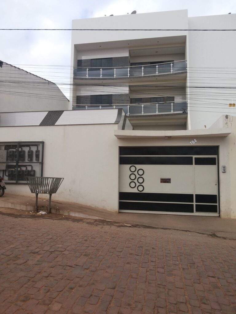 APARTAMENTO NO CENTRO (ALUGADO)